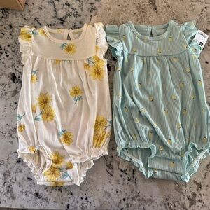 Carters pair of lemon bubbles baby girl